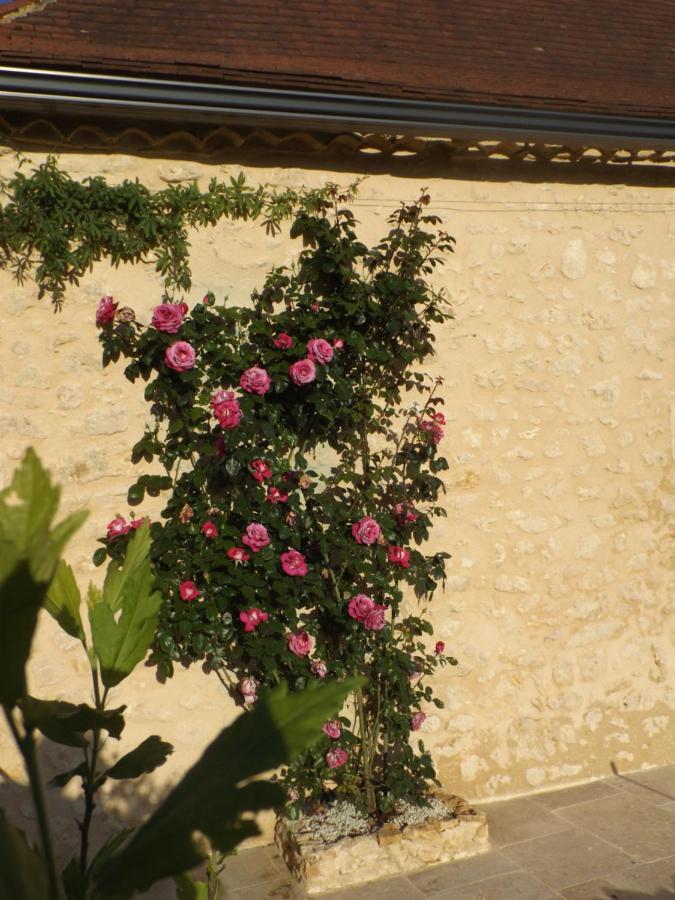 Bed & Breakfast Au Calme Lalinde Екстериор снимка